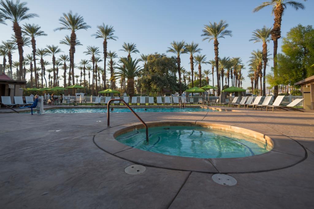 Palm Springs Camping Resort Cabin 3 팜데저트 외부 사진